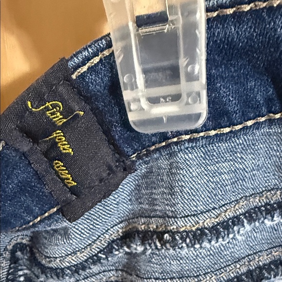 Aura Classic Blue Women's Jeans - Picture 2 of 5